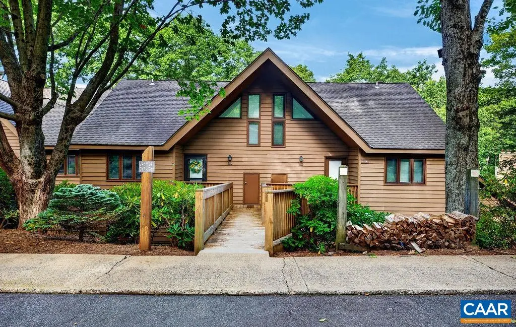742 Laurelwood Condos, Wintergreen