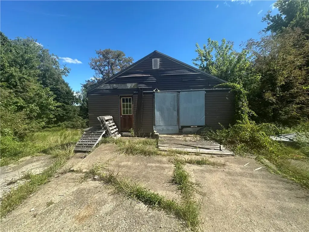 1058 Middletown Road , Hempfield