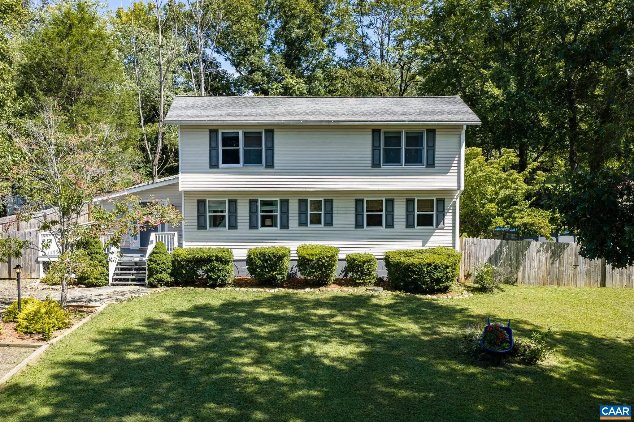 421 Sunset Dr, Stanardsville