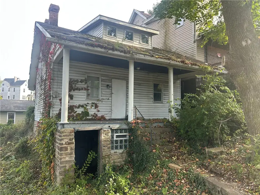 203 Wood Street , Belle Vernon