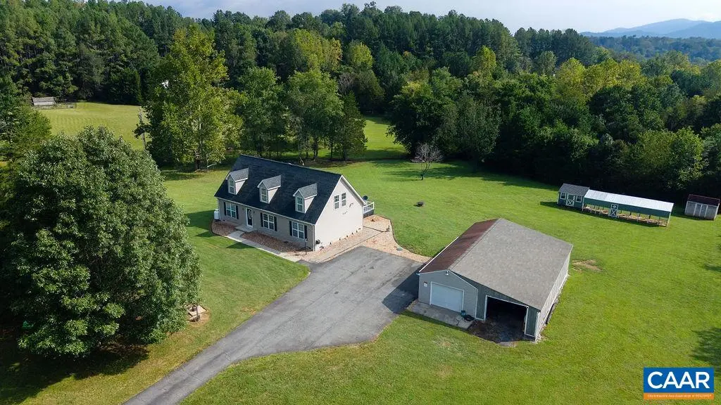 676 Rockfish School Ln, Afton