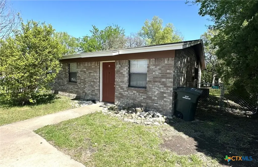 918 Dryden Avenue B, Copperas Cove