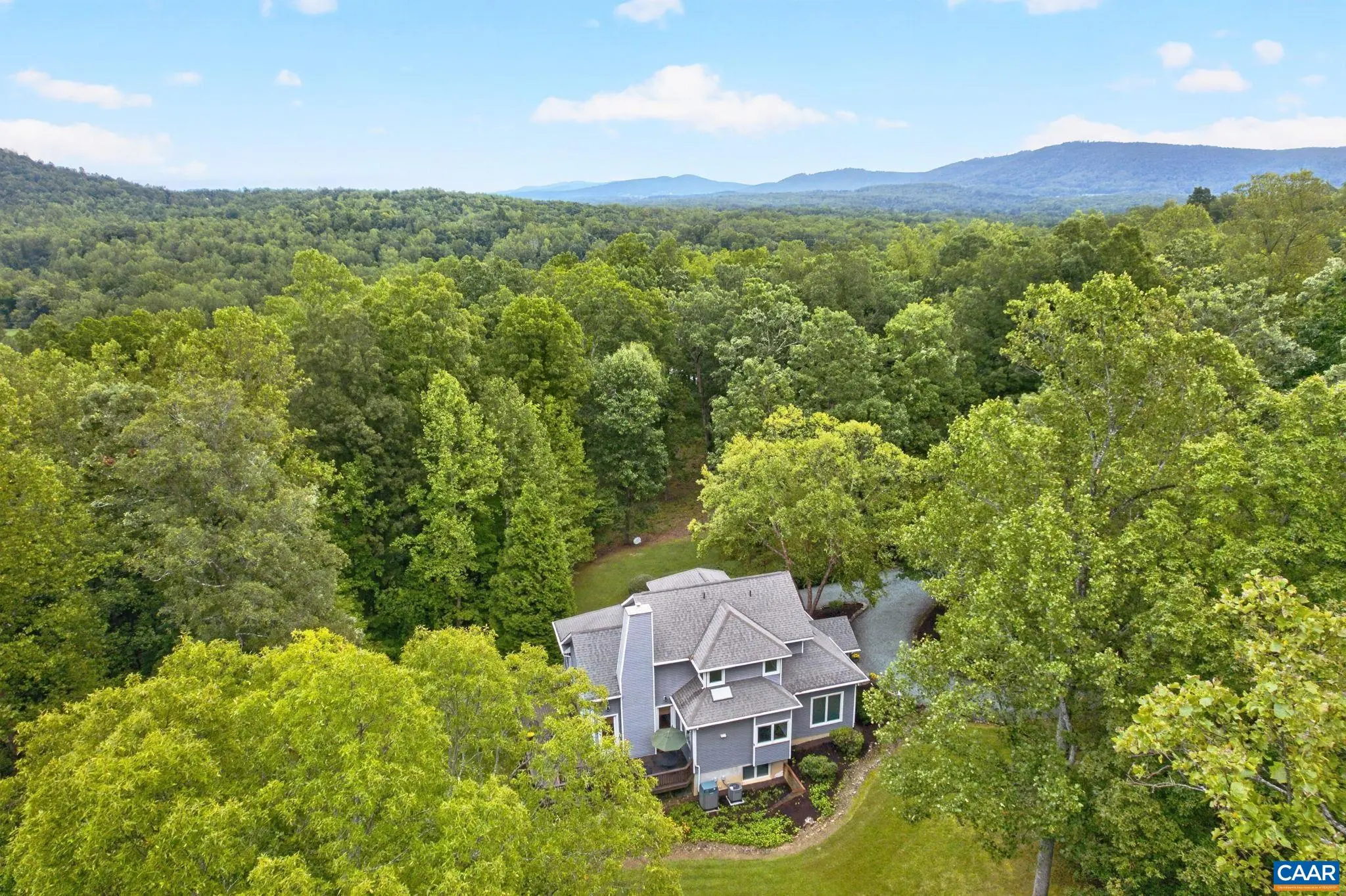 2483 Poplar Dr, Charlottesville