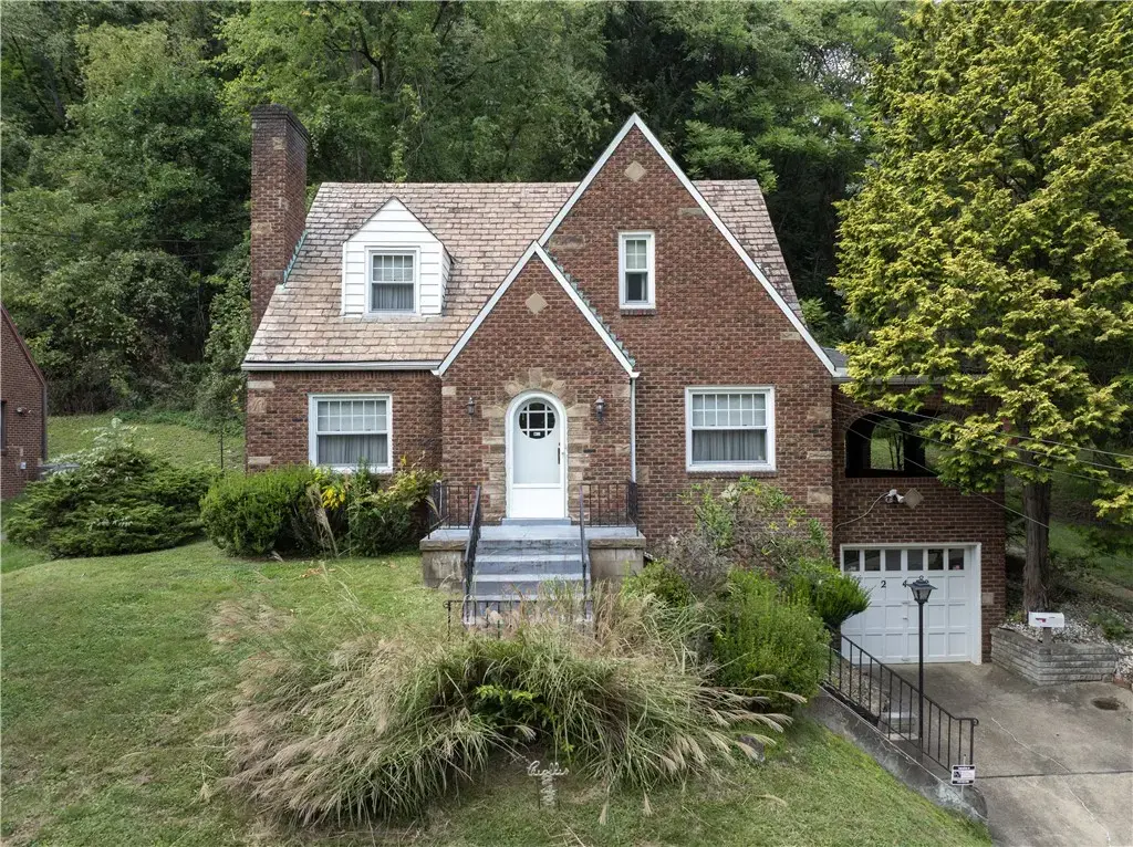 248 Glass Run Road, Lincoln Place