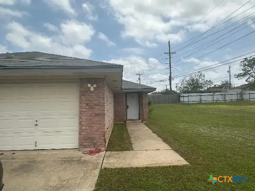 1604 Van Zanten Drive B, Killeen