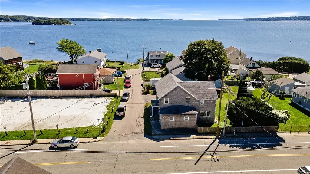 499 Park Ave, Portsmouth