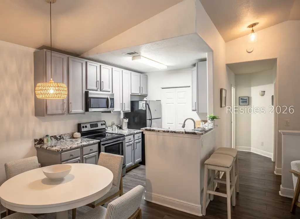 897 Fording Island Road 411, Bluffton