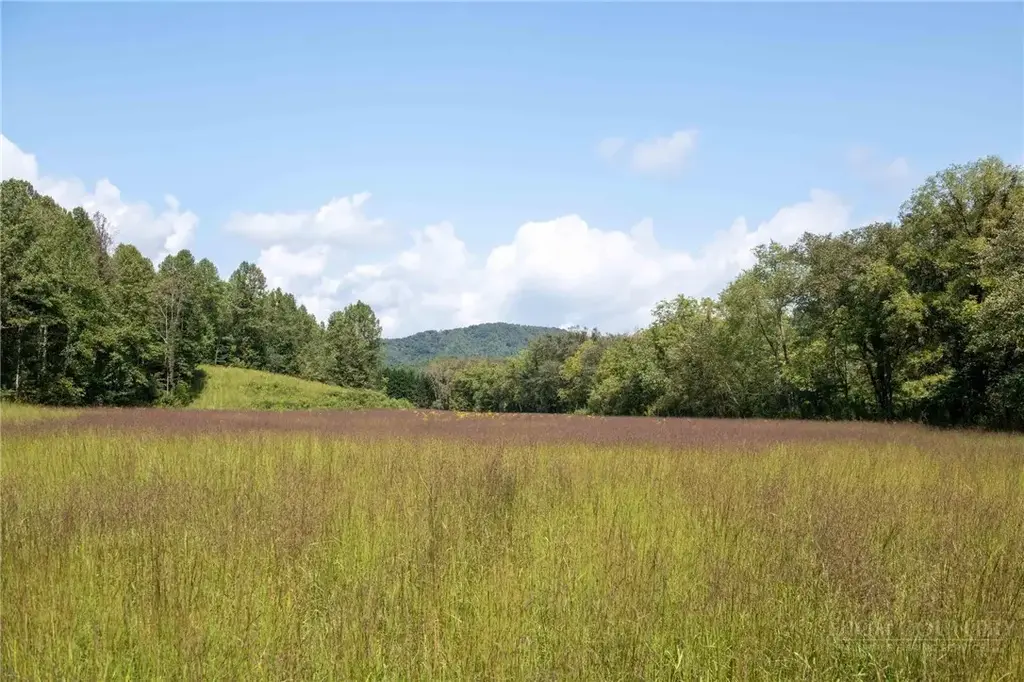 3305 Zacks Fork Road, Lenoir