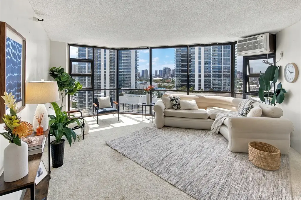 (unit #2302) 930 Kaheka Street, Honolulu