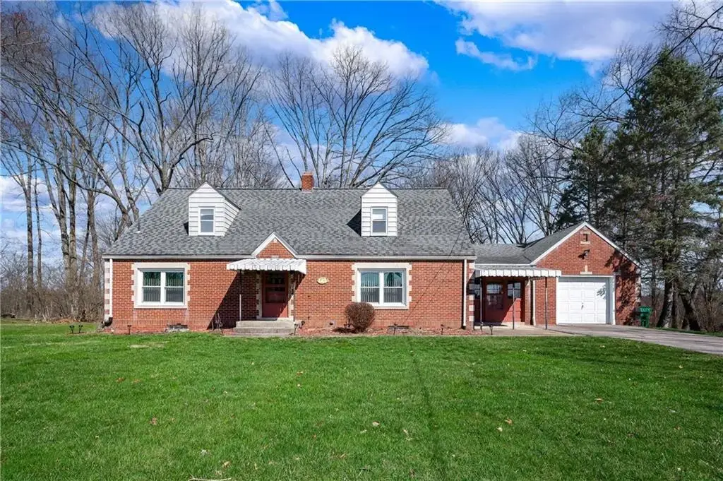 125 Merritt Drive, Twp of But NW