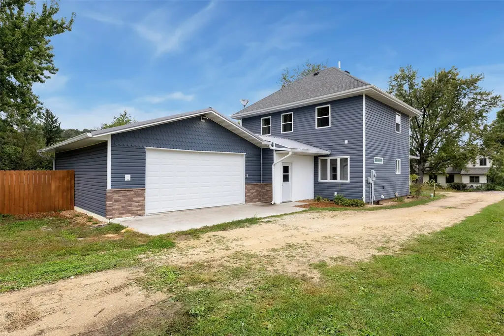 36513 Hancock Street, Whitehall