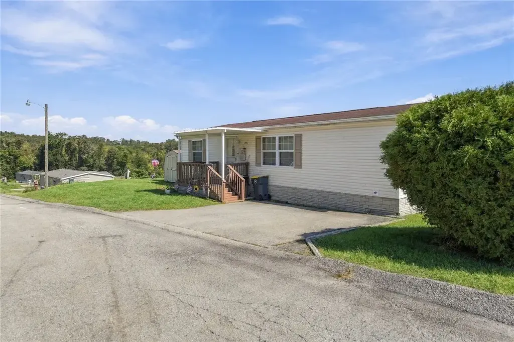 208 Knight Drive, Rostraver