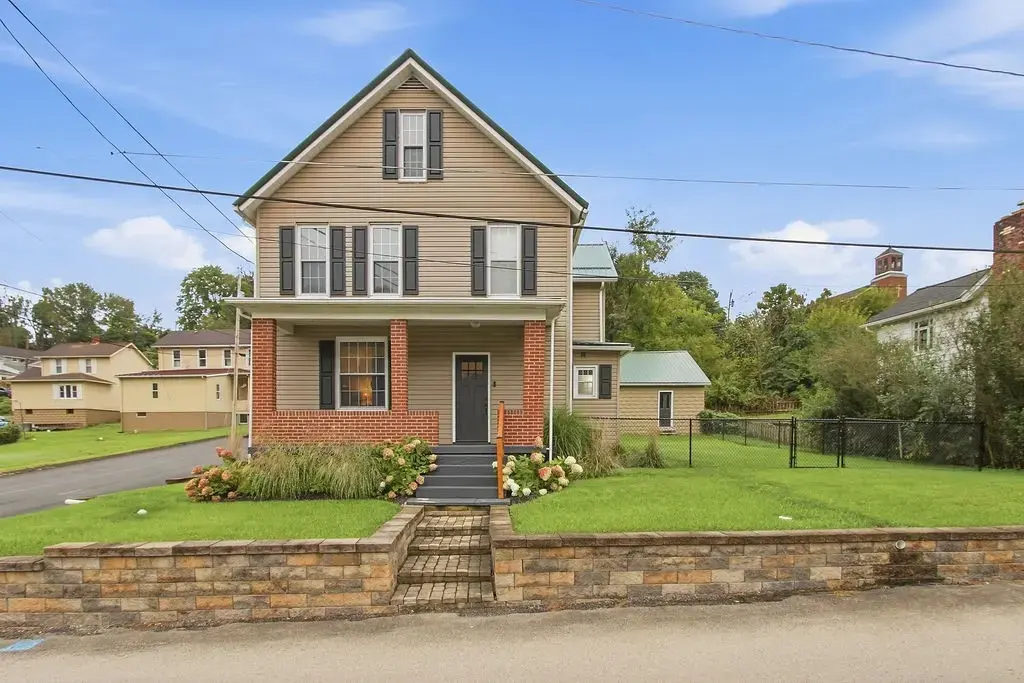 403 3rd Avenue , Sutersville