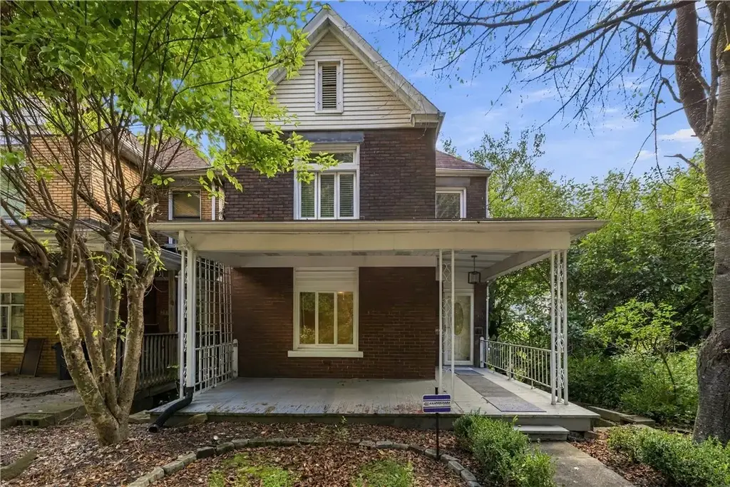 2368 Buena Vista Street , Swissvale