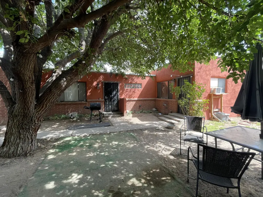 304 Texas Street Ne, Albuquerque