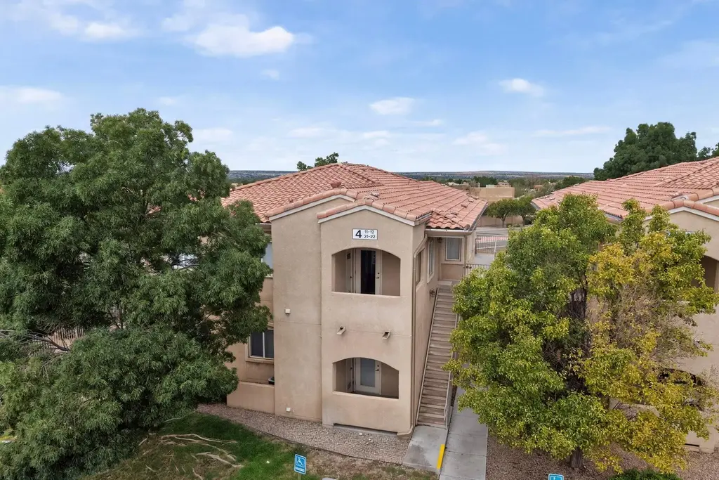 6800 Vista Del Norte Drive Ne 422, Albuquerque