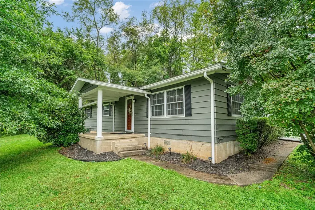 7791 National Pike, Menallen