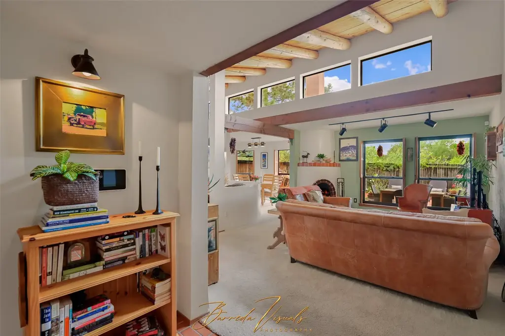 1879 Brillante Lane, Santa Fe