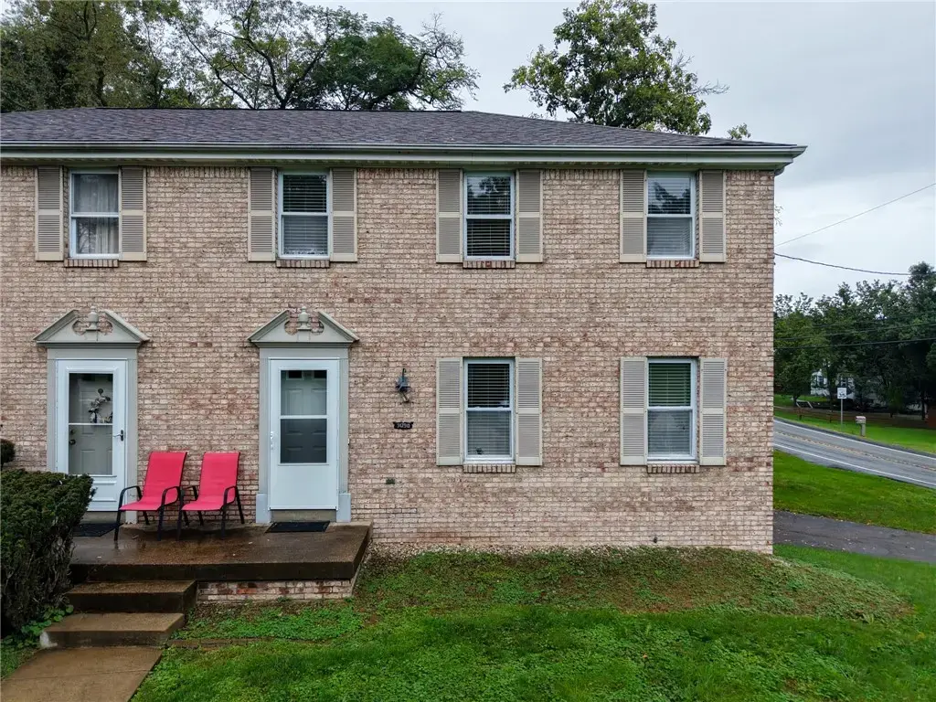 9098 Collington Square, McCandless