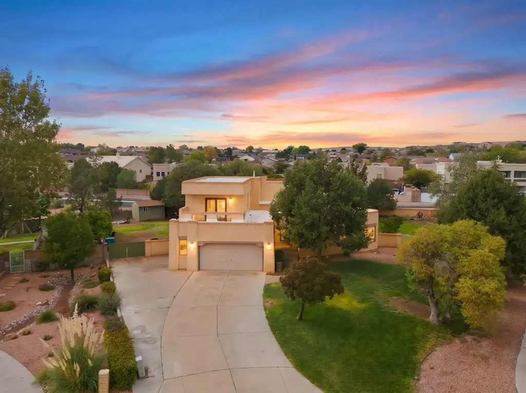 2046 Rivers Edge Drive Ne, Rio Rancho