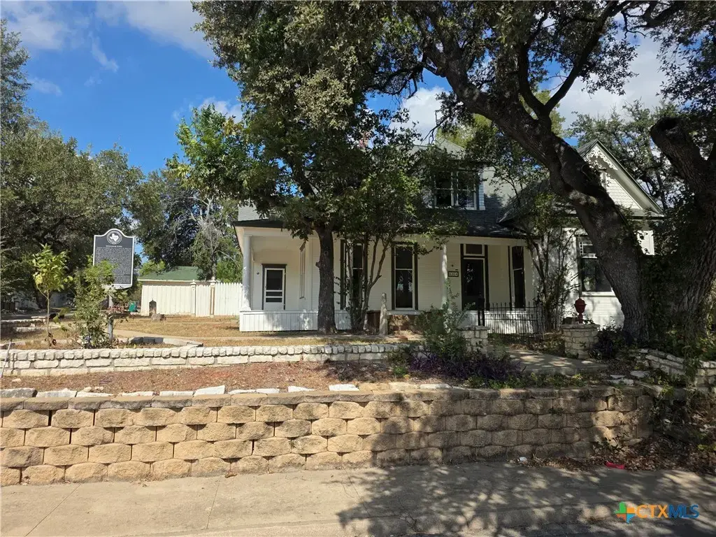 620 S Main Street, Belton