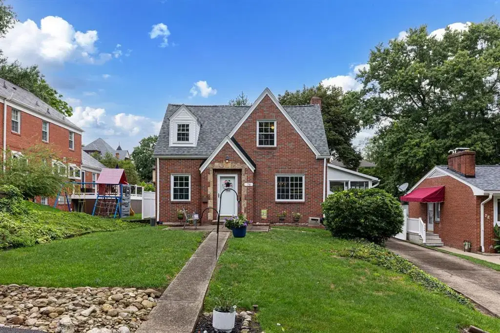 76 Kingston Avenue , Crafton