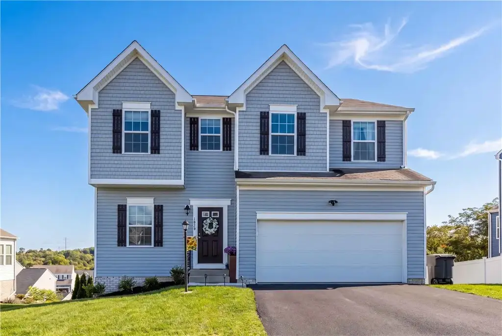 1020 Tee Line Drive , Hopewell