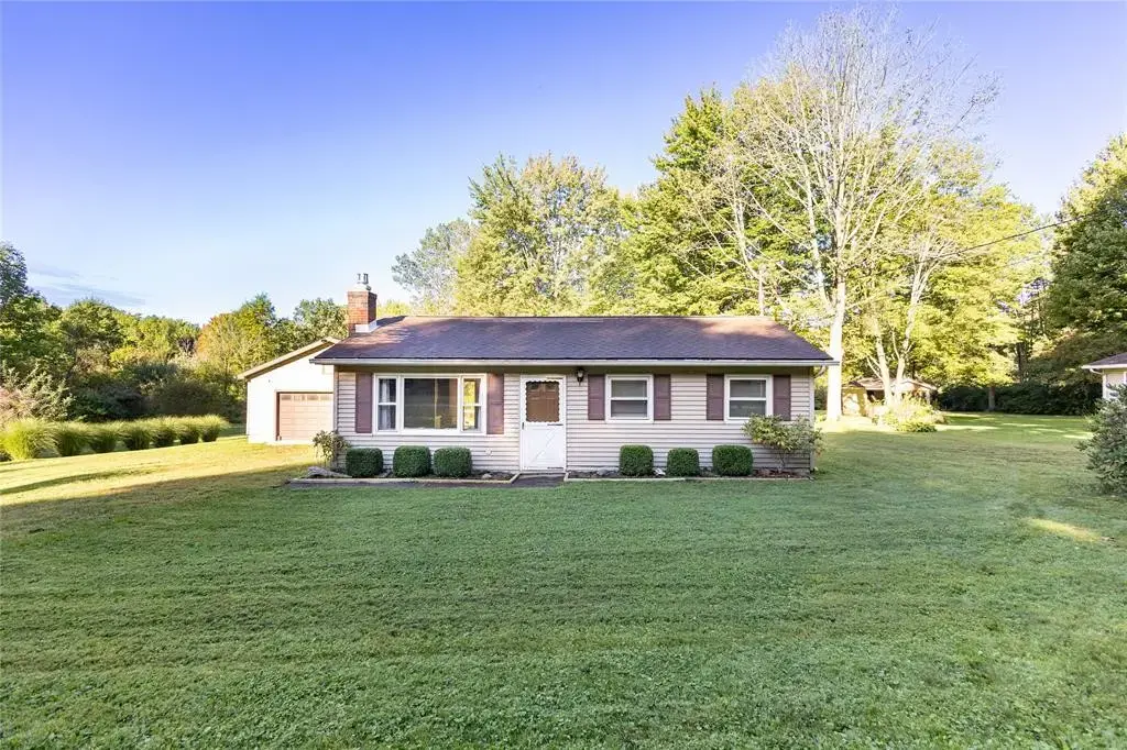 15307 Conaway Drive , Conneaut