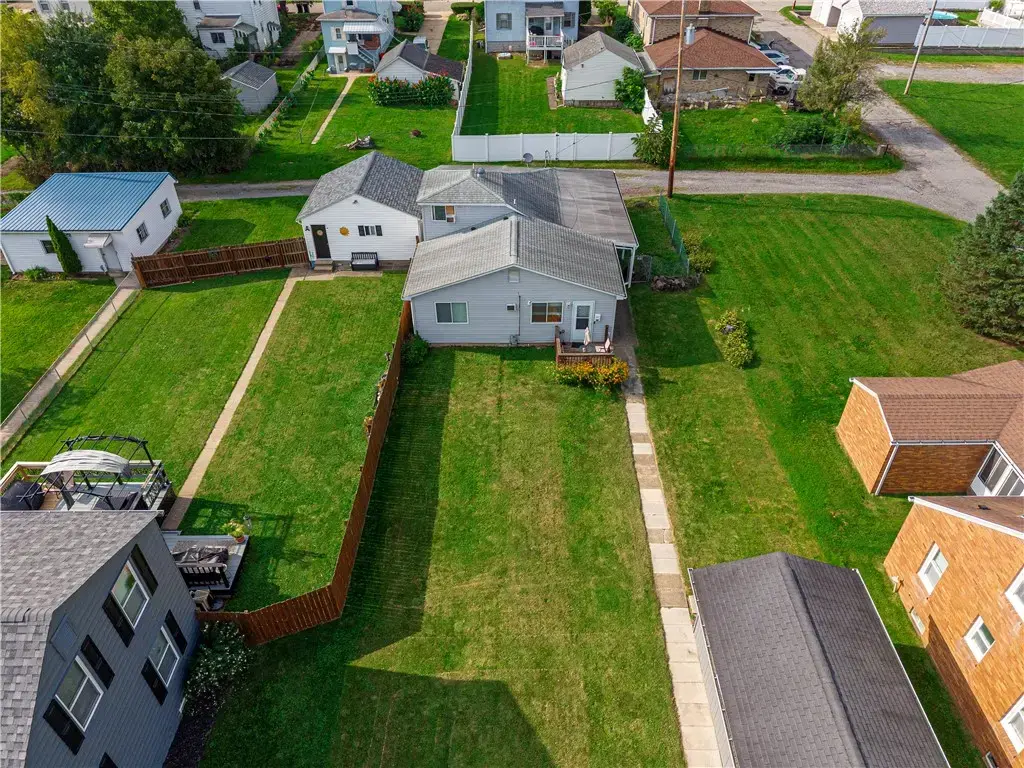 1810 Vanburen, Aliquippa