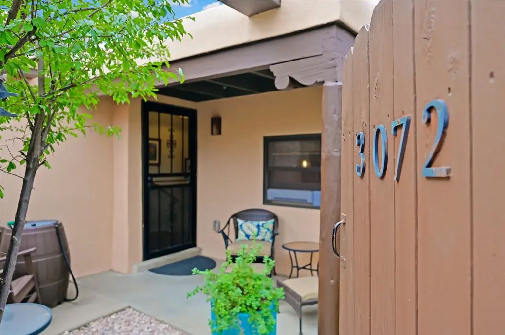 3072 Plaza Blanca, Santa Fe