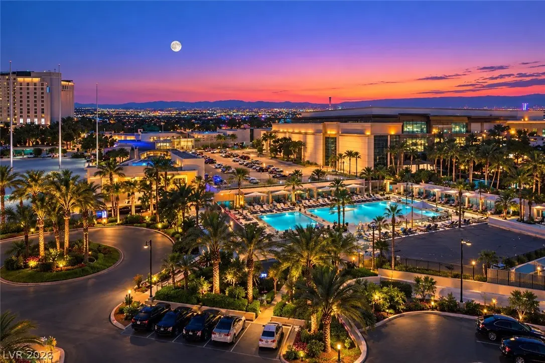 145 E Harmon Avenue 404, Las Vegas