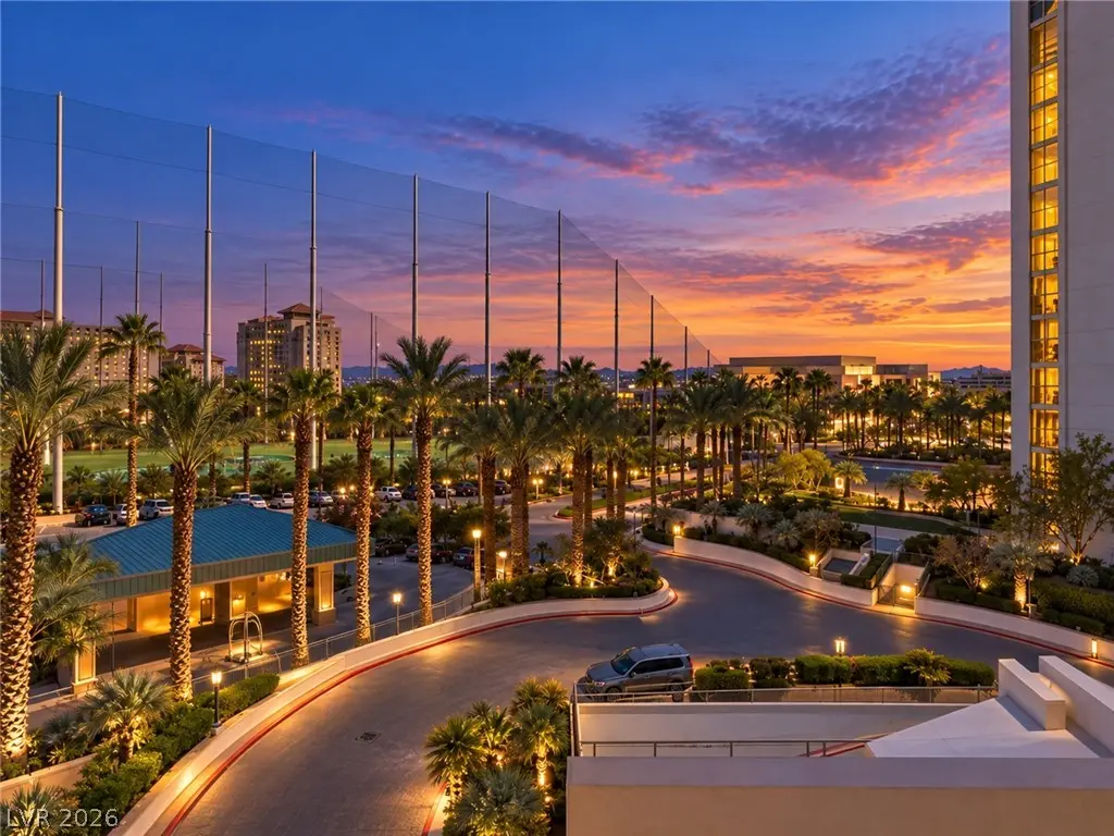 125 E Harmon Avenue 518, Las Vegas