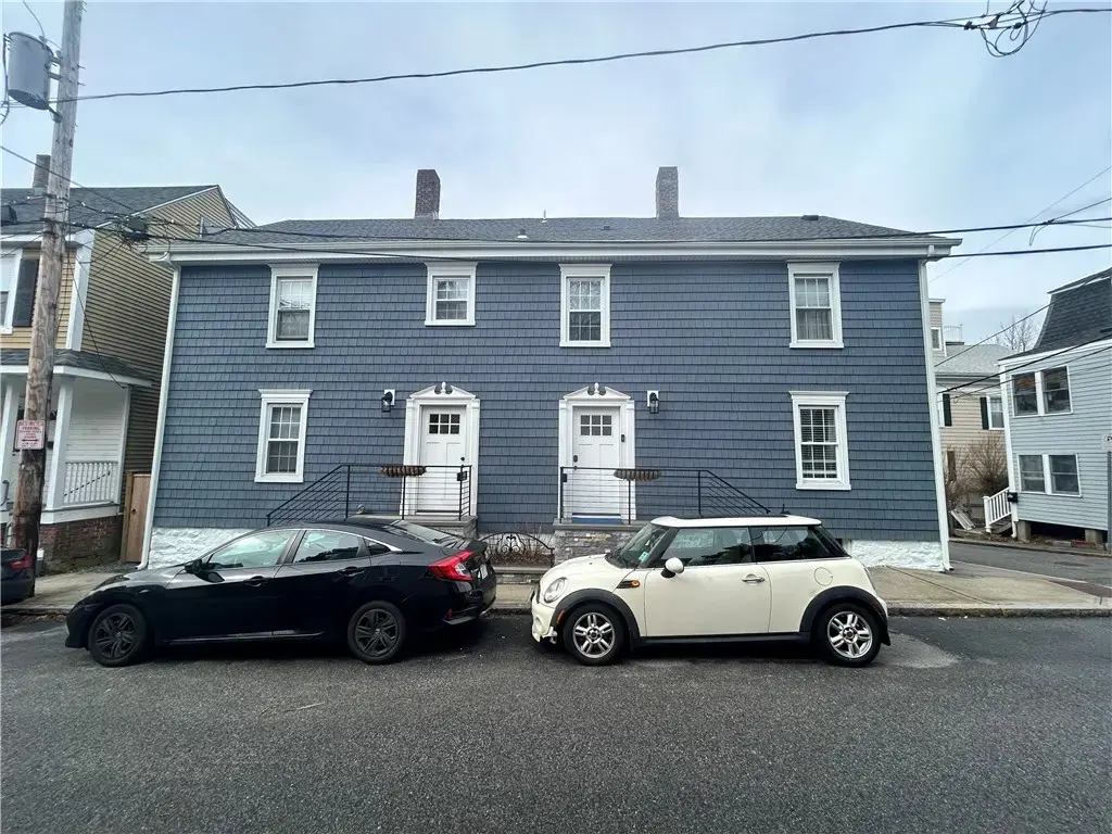 23 Anthony St # 2, Newport