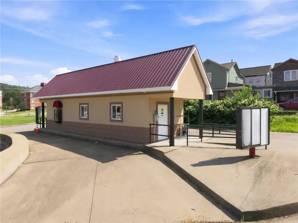 459 3rd Street , California