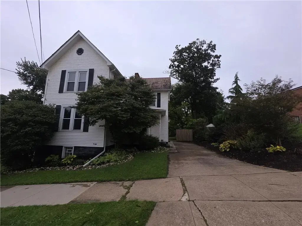 434 Center Avenue, City of Greensburg