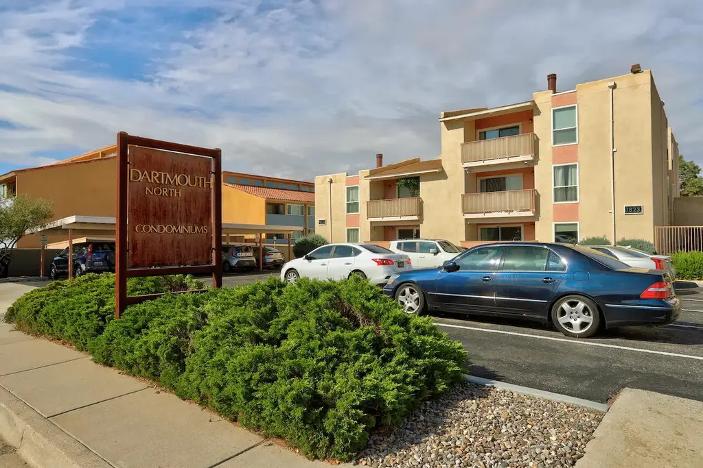 1821 Dartmouth Drive Ne 104, Albuquerque