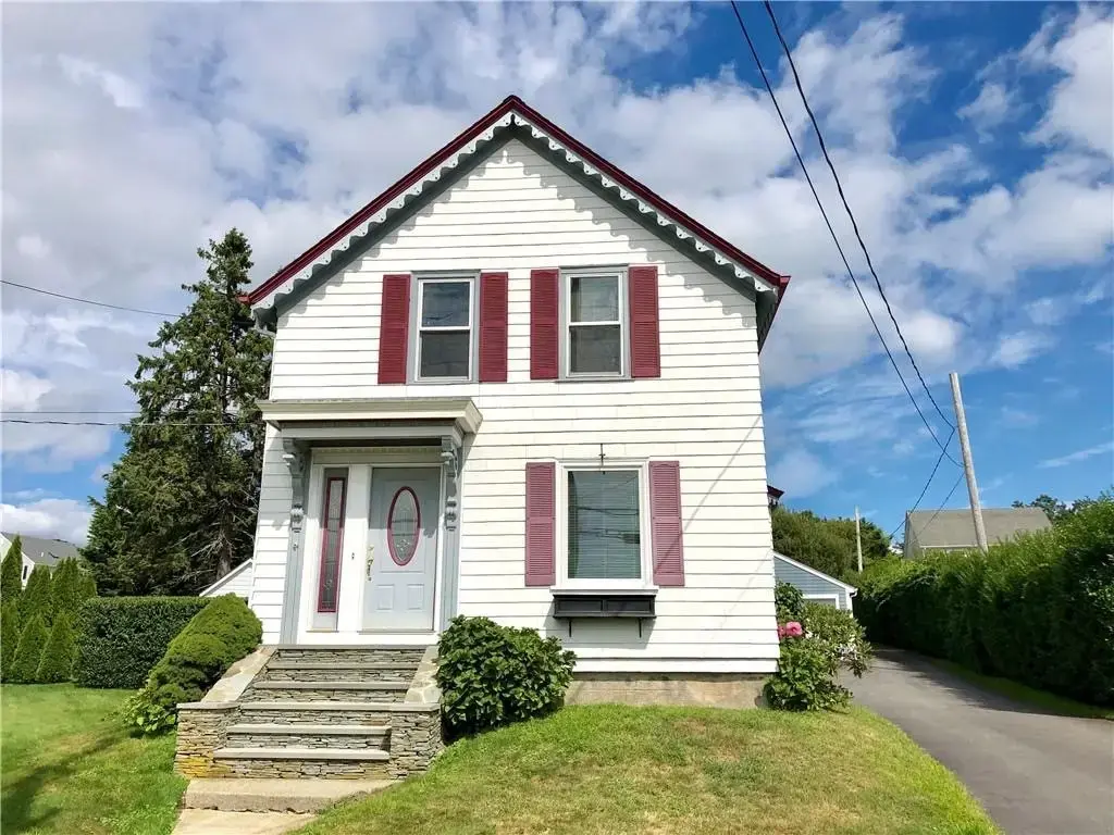 673 Aquidneck Ave, Middletown