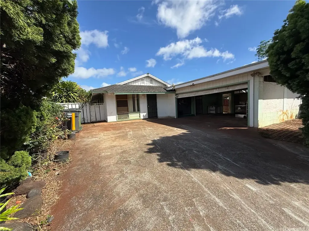 1441 Kuloko Street, Pearl City