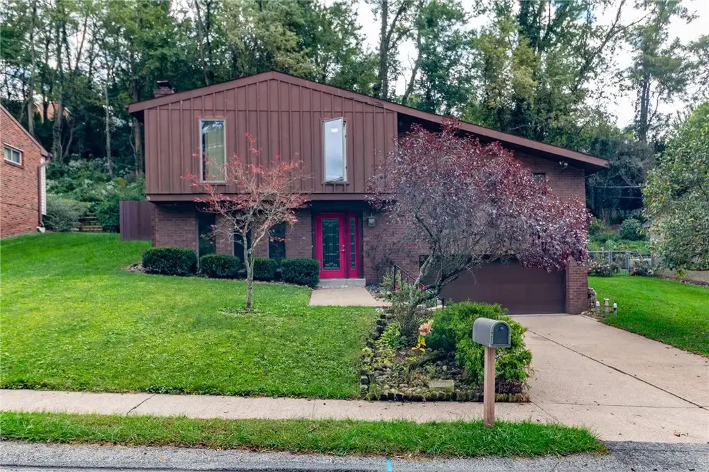 106 Larchwood Drive , Wilkins