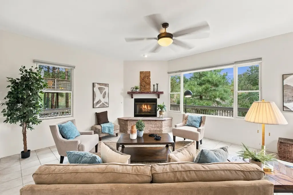 4760 Quemazon, Los Alamos
