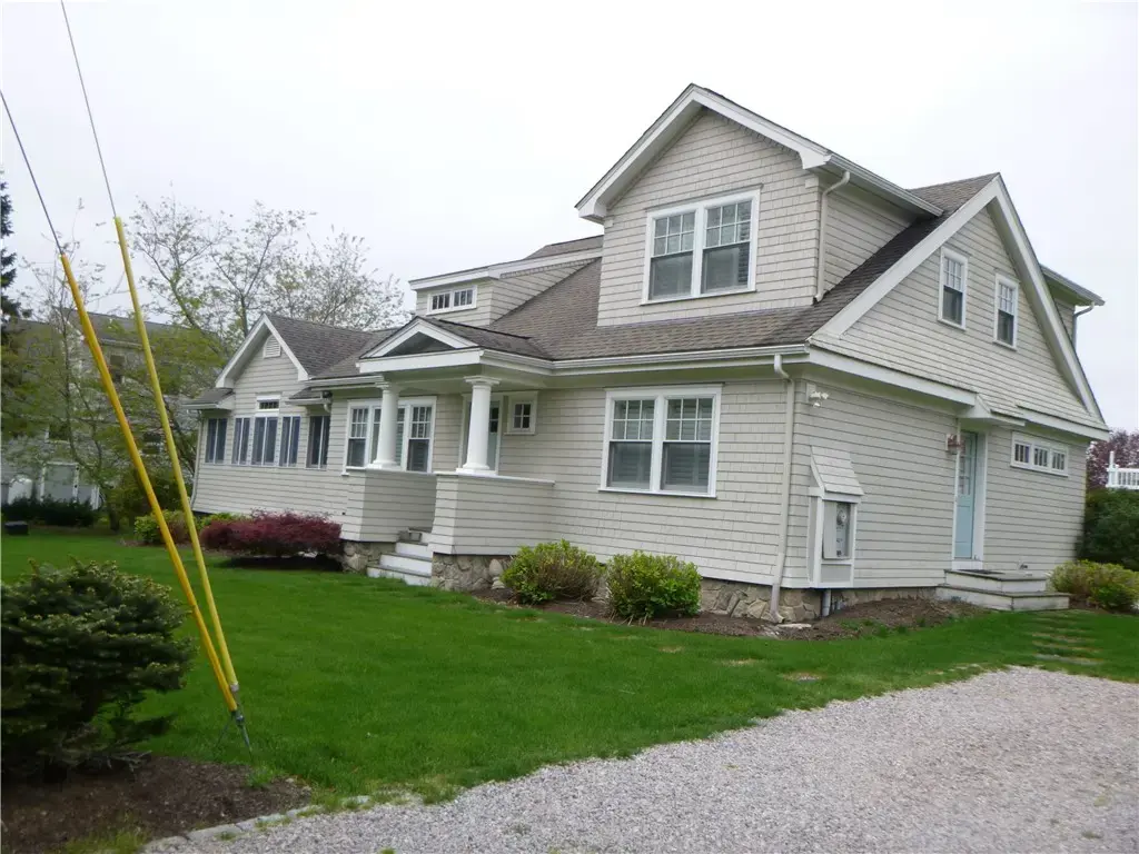 209 Pond Shore Dr, Charlestown