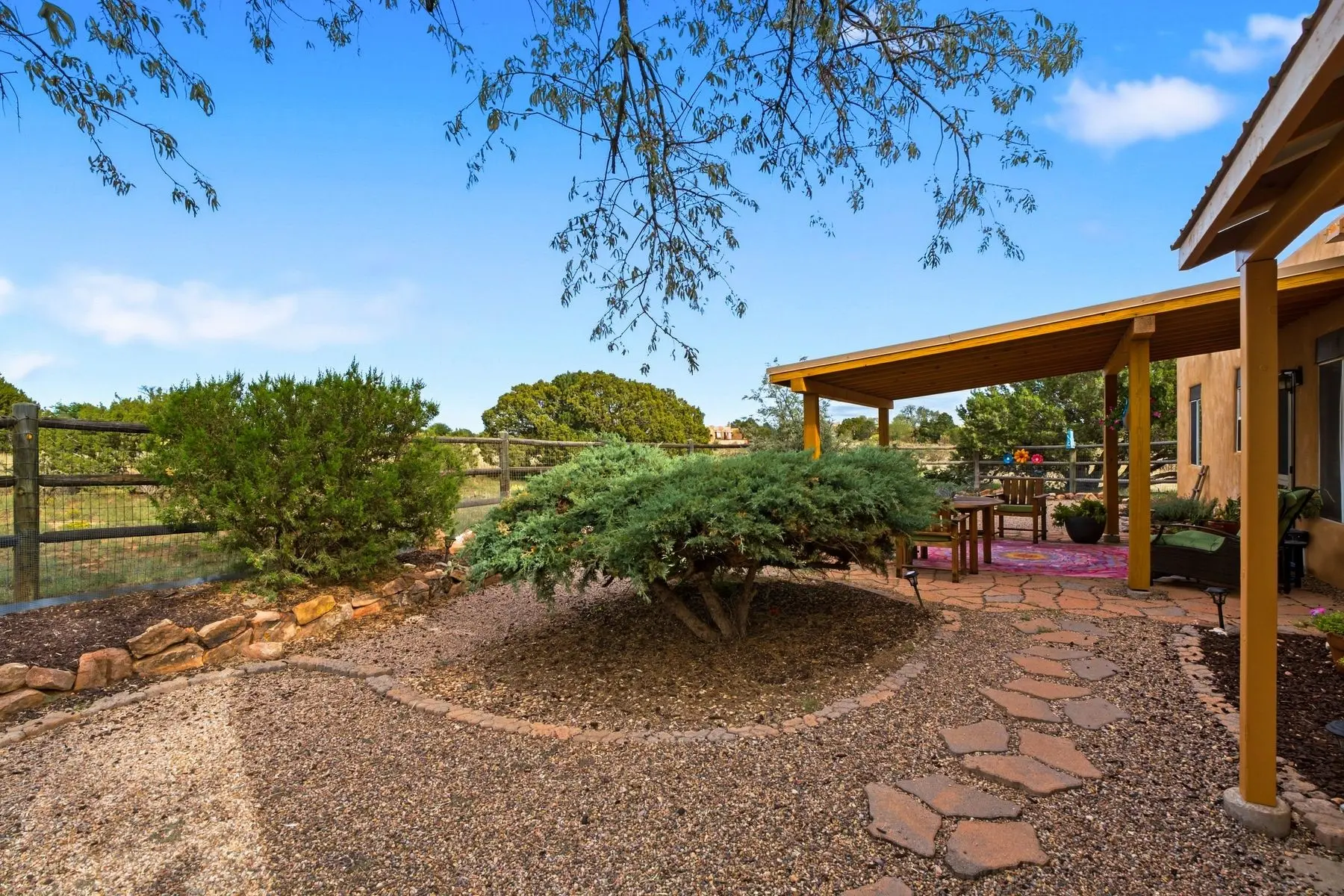 11 Dulce Road, Santa Fe