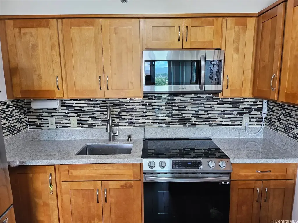 (unit #1002) 94-979 Kauolu Place, Waipahu