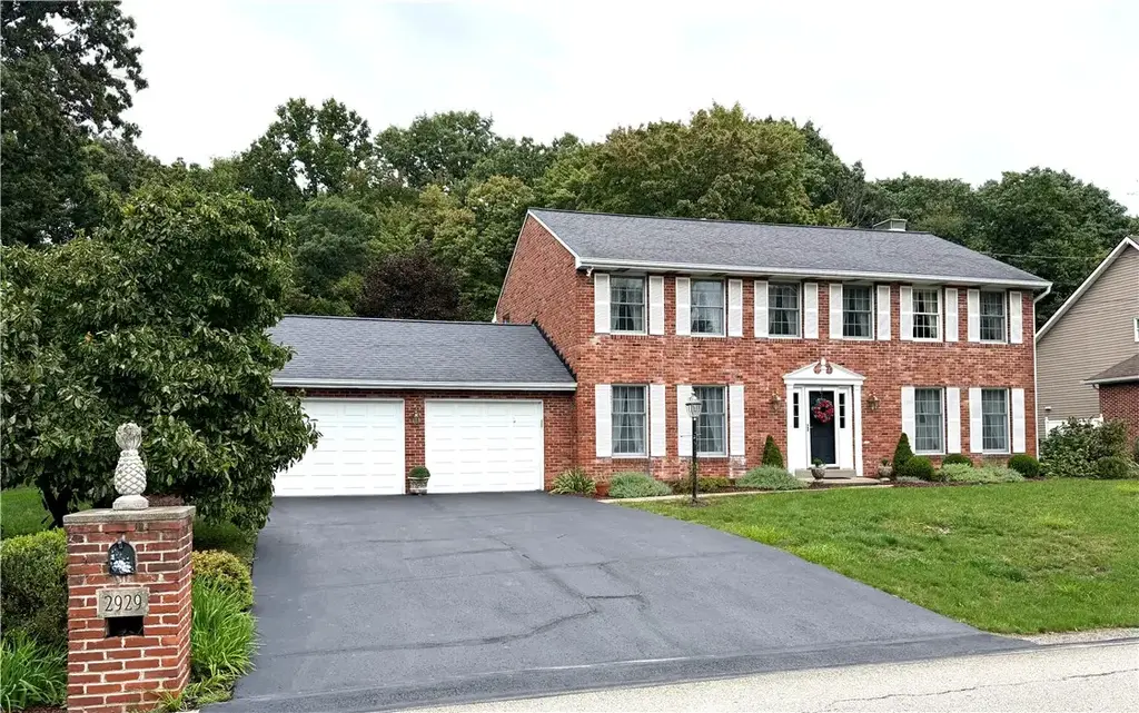 2929 Seminary Drive , Unity 
