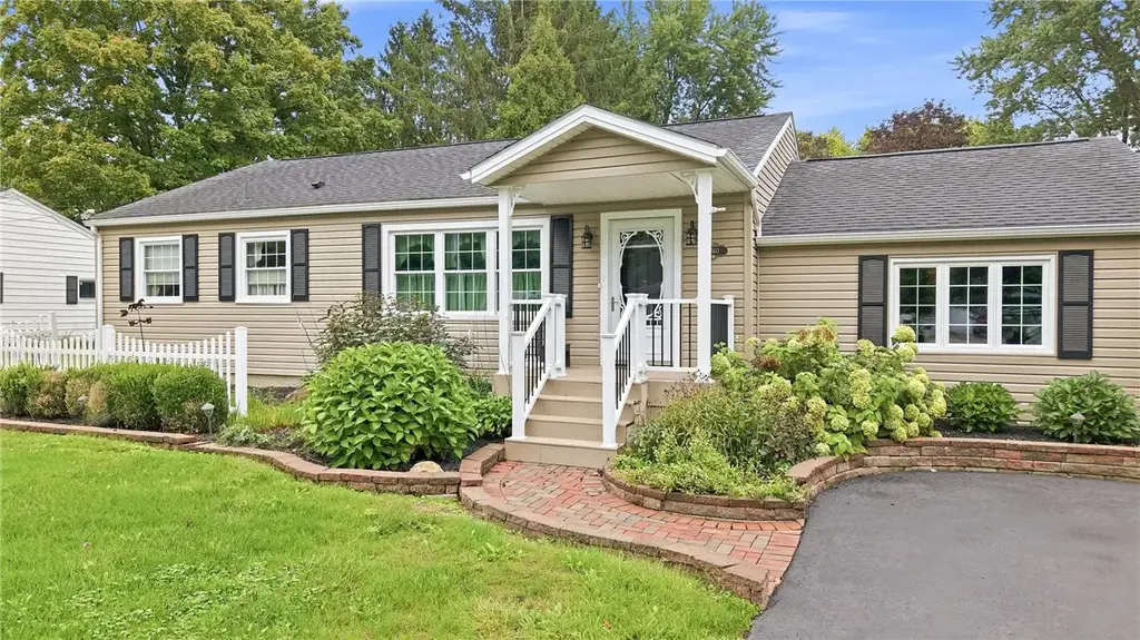 3760 Morefield Road , Hermitage