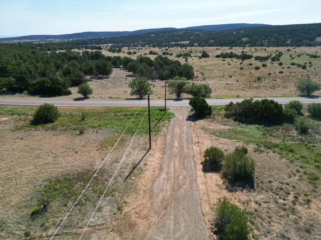 18 Candido 26, Tijeras