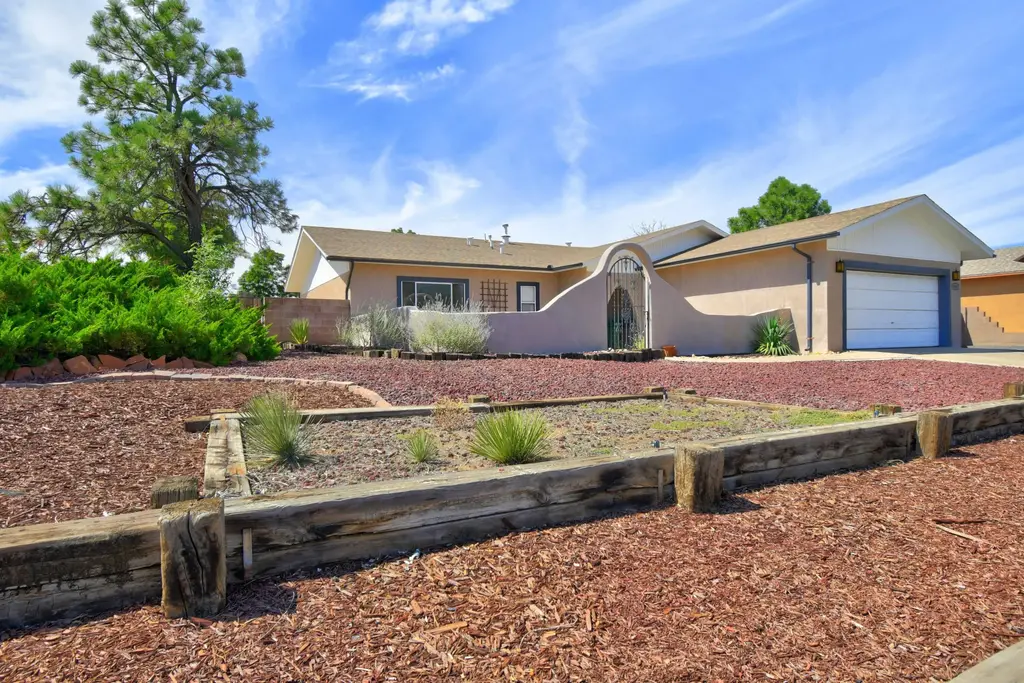 10005 Cardinal Street Nw, Corrales