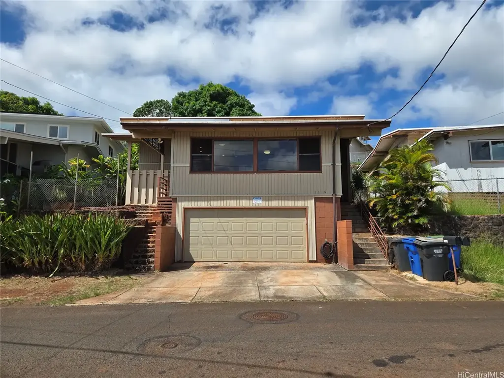 1470 Hoohaku Street, Pearl City