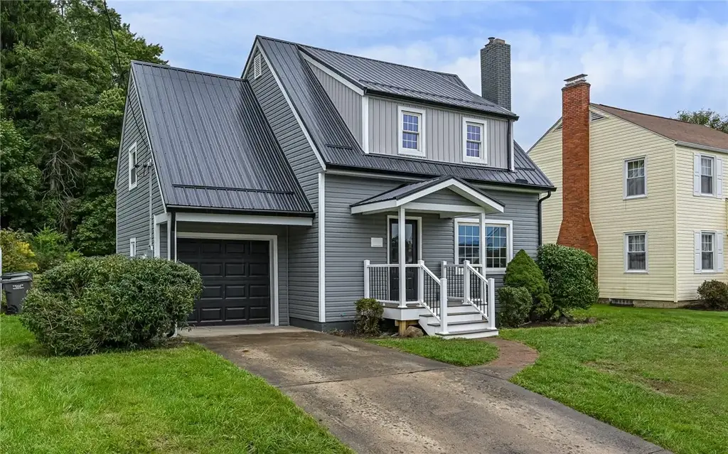 749 Pershing Street , Ellwood City