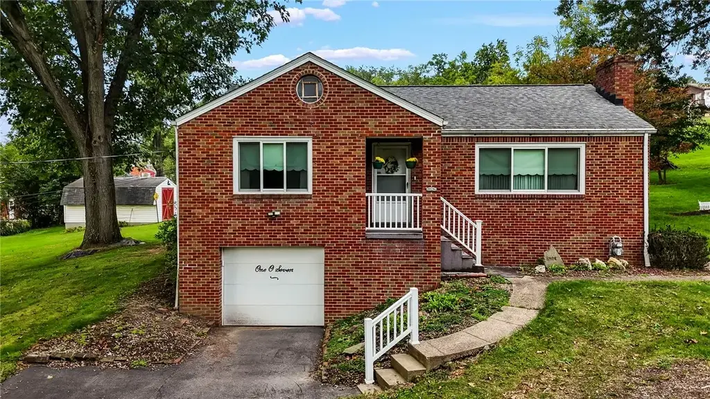 107 Devonshire Drive , Peters
